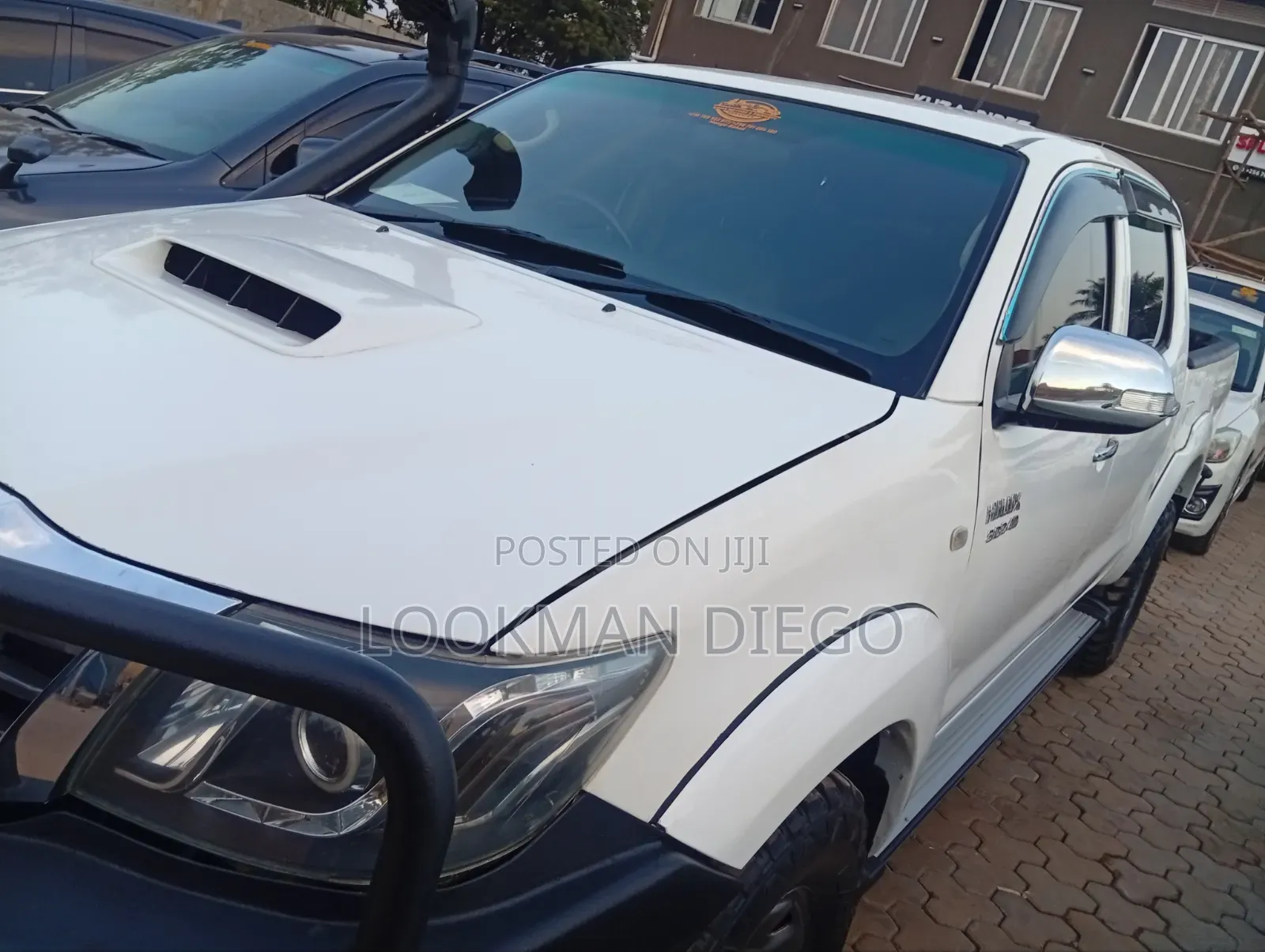 Toyota Hilux 2009 White
