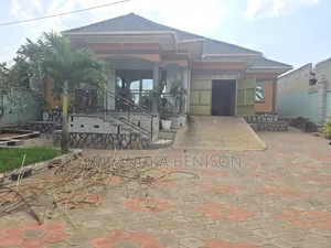 3bdrm House in Nabbingi, Central Division for sale