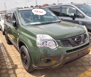 Nissan X-Trail 2013 Green