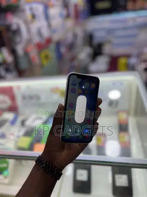 Apple iPhone 11 64 GB White