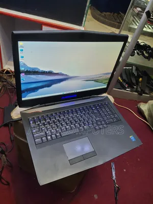 Laptop Alienware 17 24GB Intel Core i7 SSD 256GB