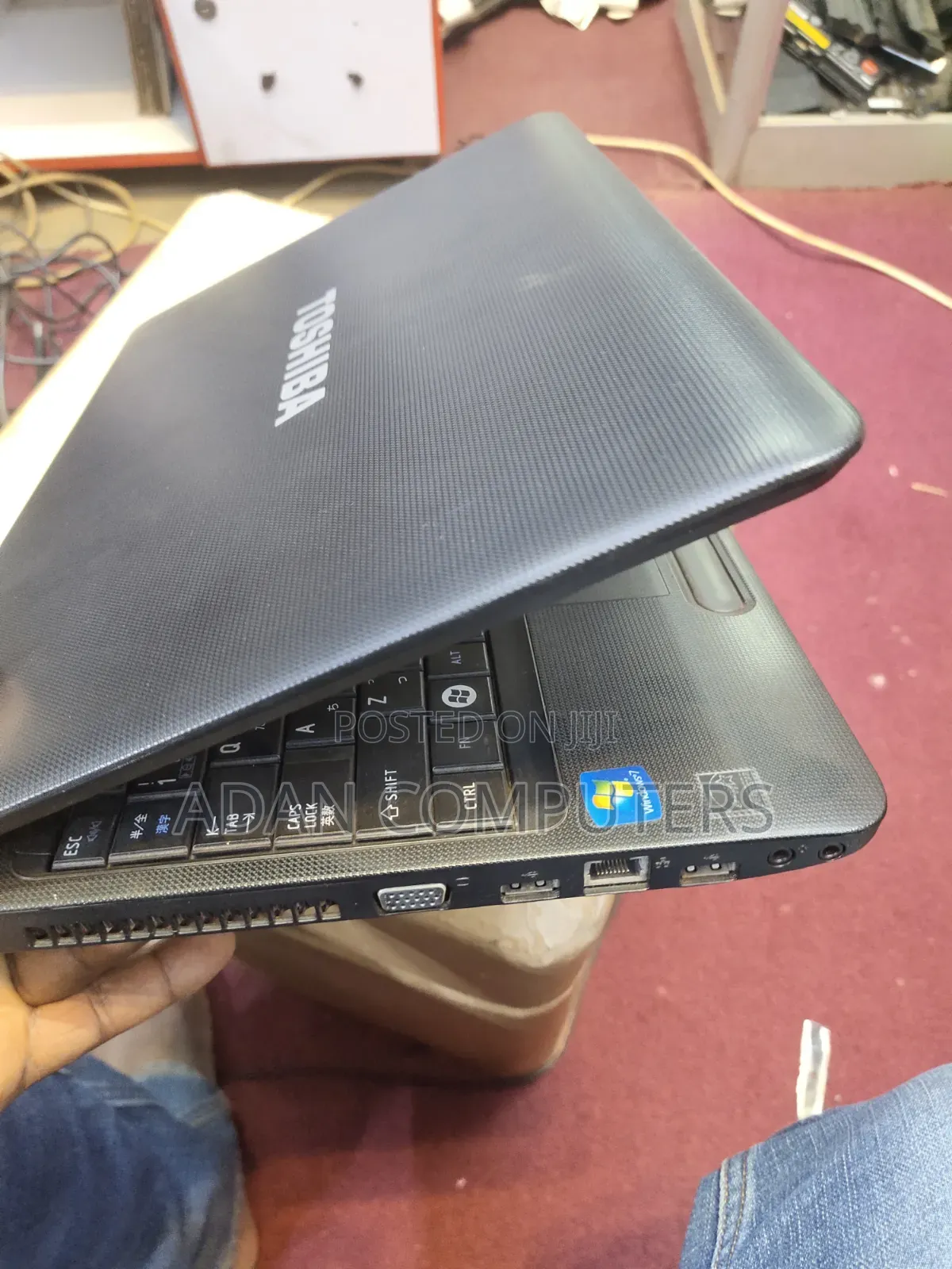 Laptop Toshiba Satellite C650 4GB Intel Core i5 HDD 320GB