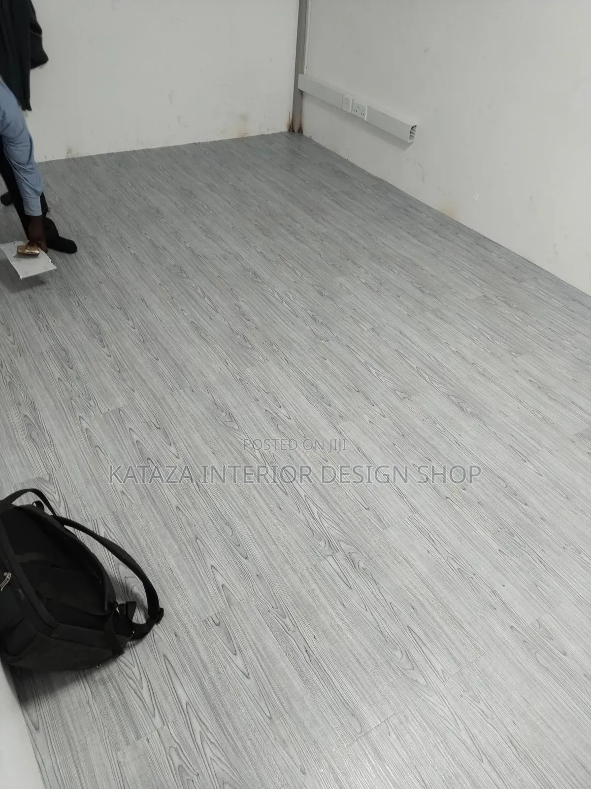 Light Gray Plastic Tile Floor PVC Carpet