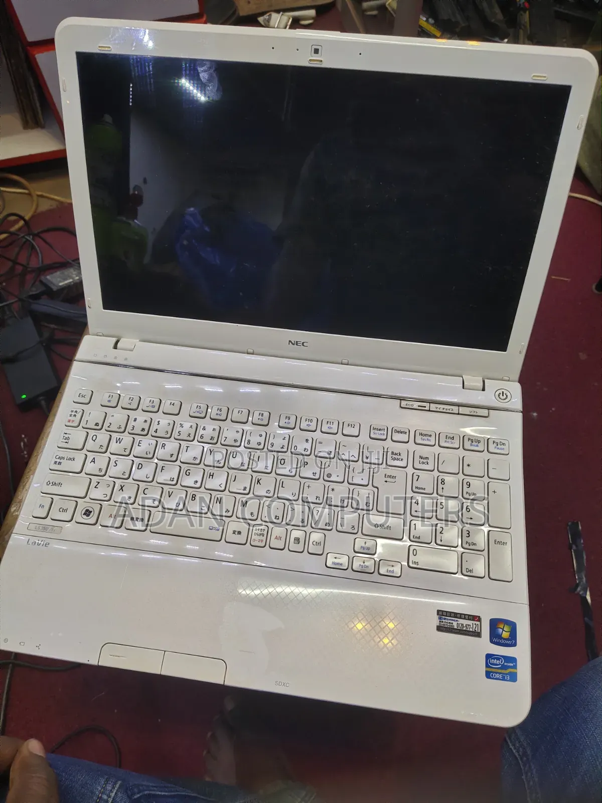 Laptop NEC 4GB Intel Core i3 HDD 320GB