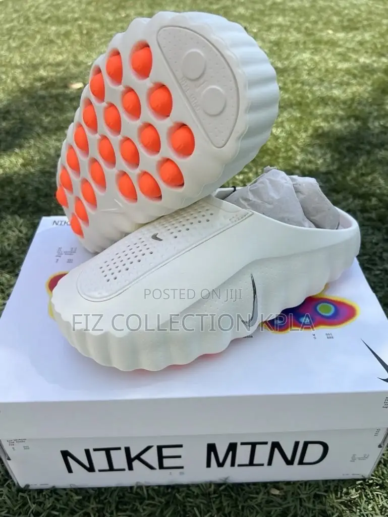Original Nike Mind Push White Running Sneakers 