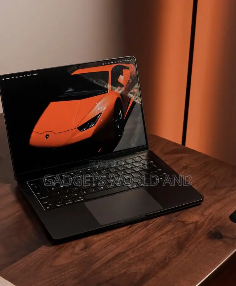 Laptop Apple MacBook Pro 32GB Apple M3 Pro SSD 1T