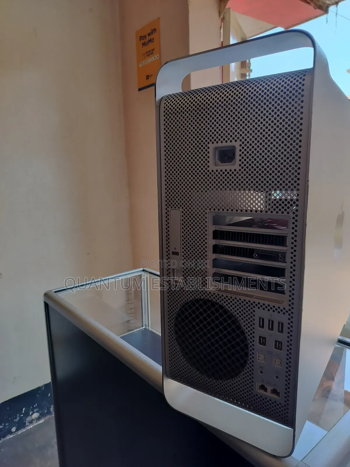 Desktop Computer Apple Mac Pro 32GB Nvidia SSD 256GB