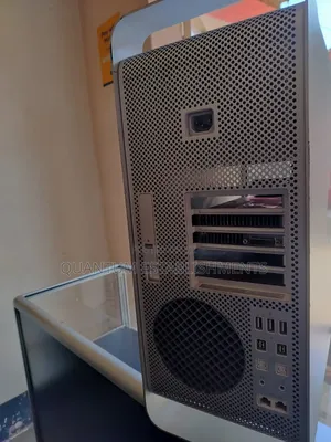 Desktop Computer Apple Mac Pro 32GB Nvidia SSD 256GB