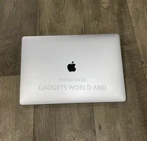 Laptop Apple MacBook Pro 32GB Intel Core i9 SSD 1T