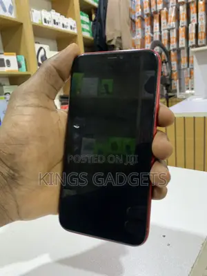 Apple iPhone 11 128 GB Red