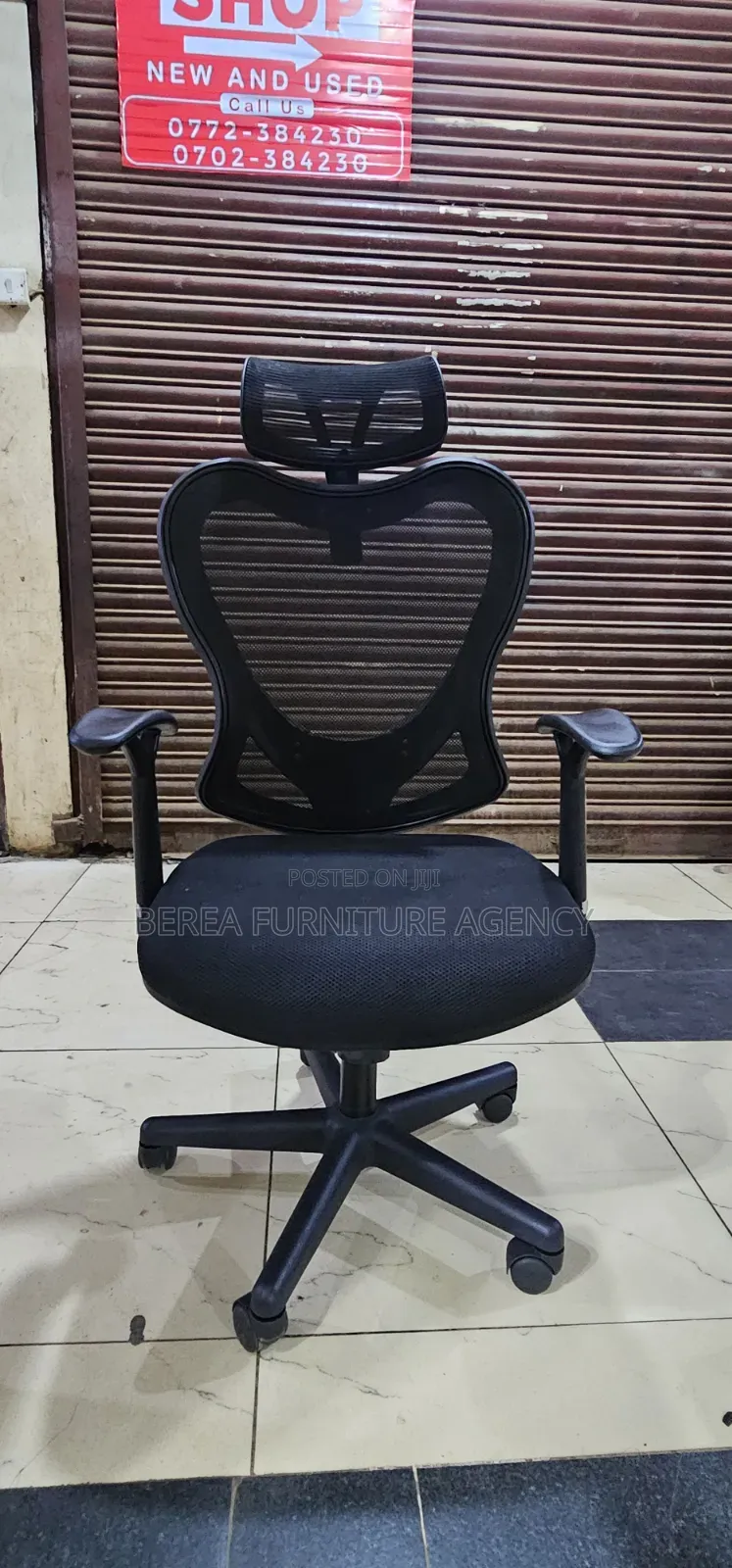 Slightly Refurbished Mesh Adjustable Office Chair