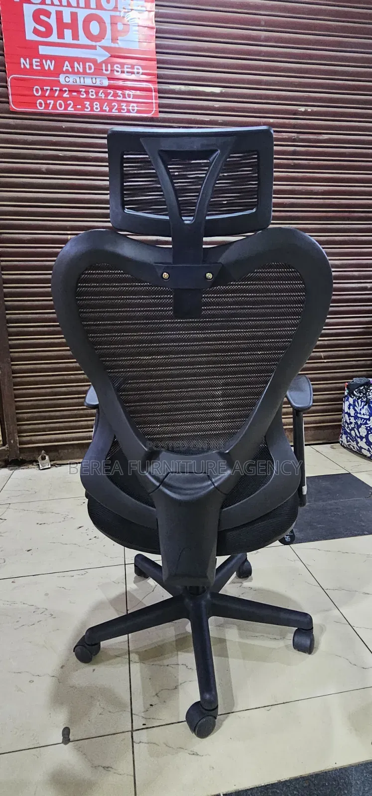 Slightly Refurbished Mesh Adjustable Office Chair