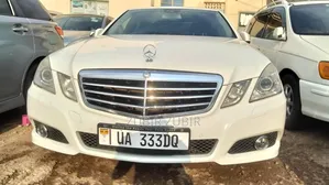 Mercedes-Benz E300 2009 White