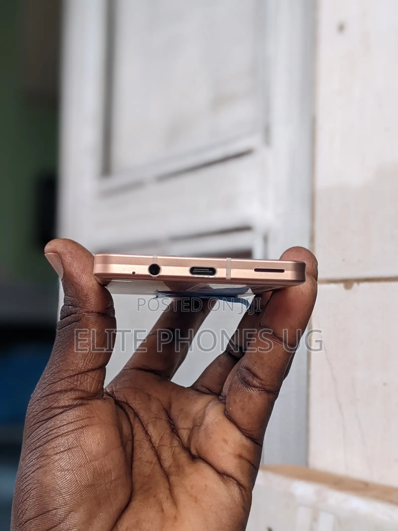 Sharp Aquos Sense6 64 GB Bronze