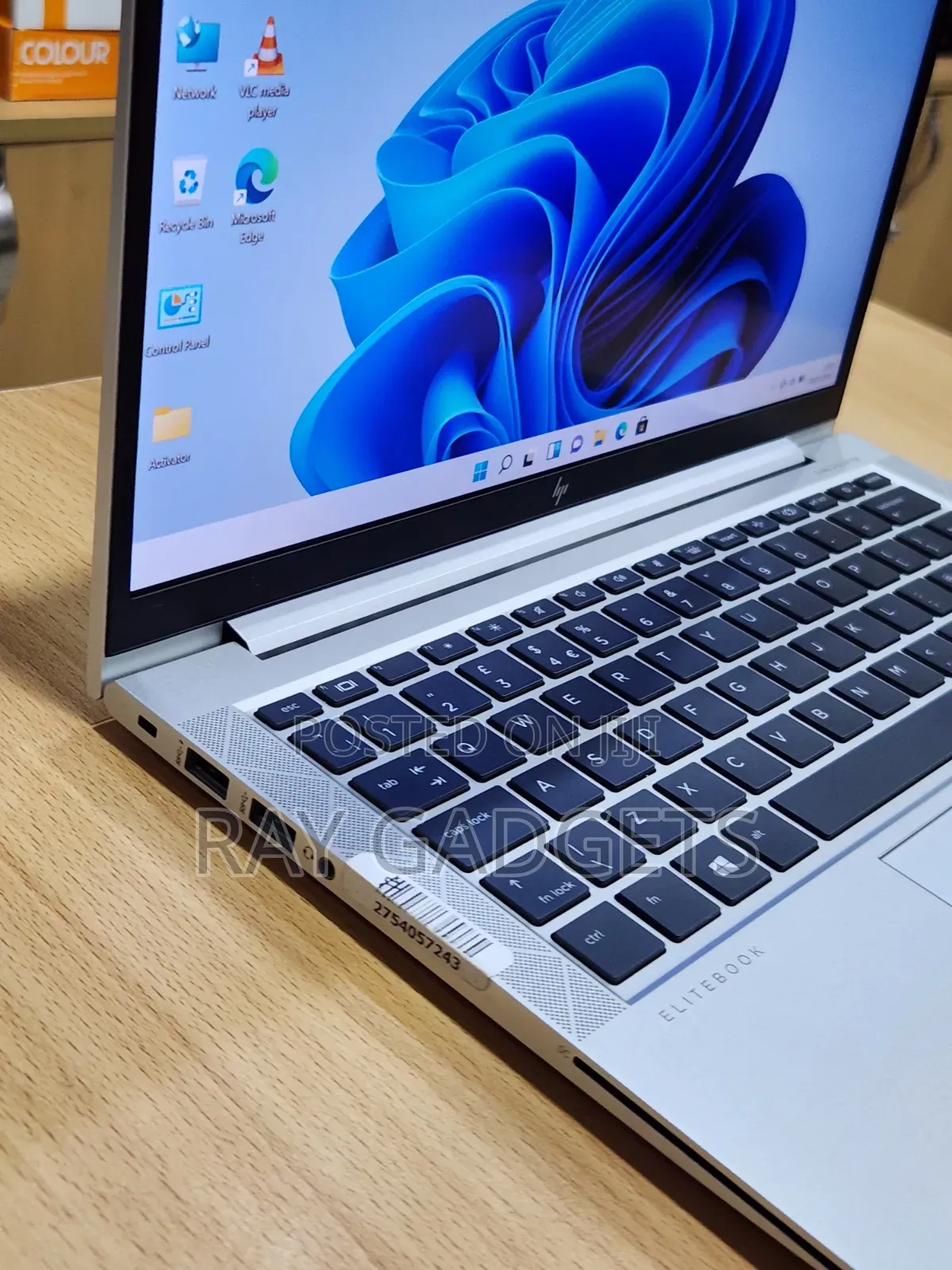 New Laptop HP EliteBook 830 G7 8GB Intel Core i7 SSD 256GB
