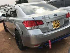 Subaru Legacy 2011 Silver