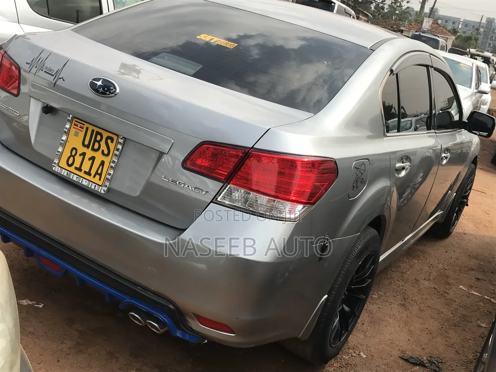 Subaru Legacy 2011 Silver