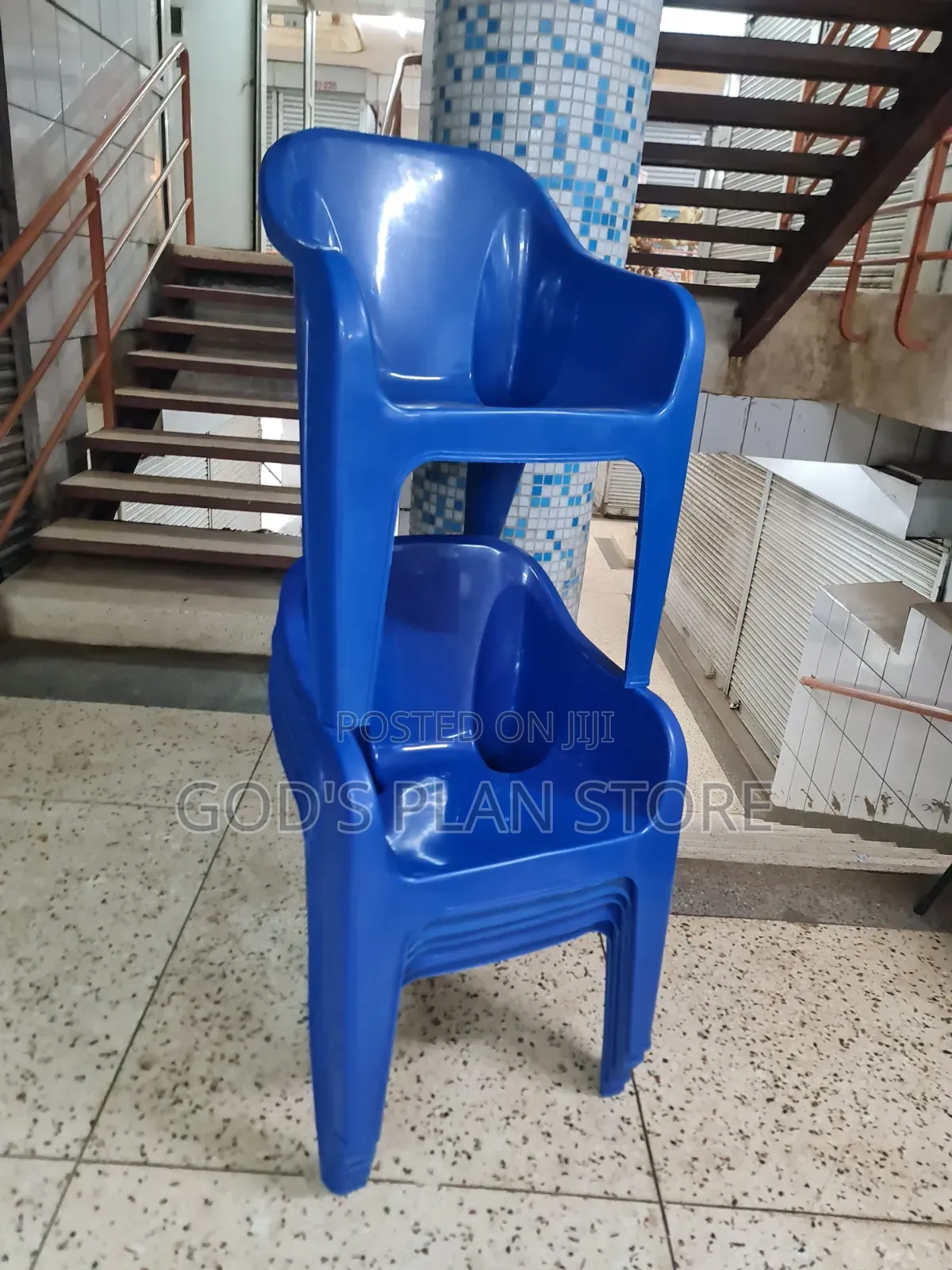 Mid Mod Pod Outdoor Plastic Chairs Plastic Chairs