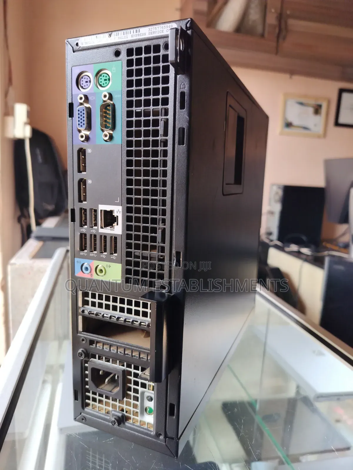 Desktop Computer Dell OptiPlex 7010 6GB Intel Core i3 HDD 500GB
