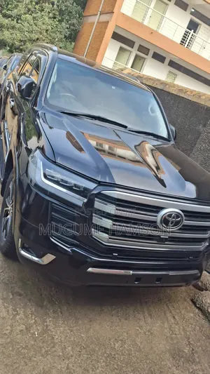 Toyota Land Cruiser 2016 Black