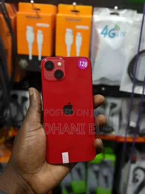 Apple iPhone 13 128 GB Red