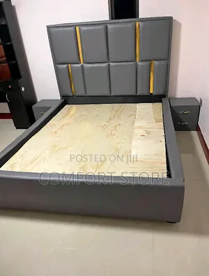5*6 Leather Grey Bed With Golden Stripes