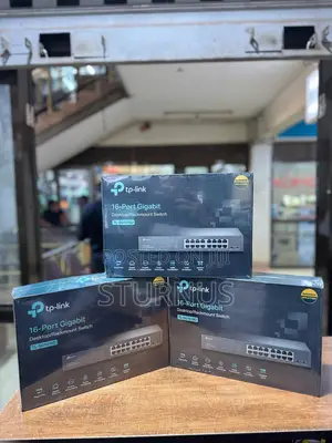 16-Port Gigabit Desktop/Rackmount Switch