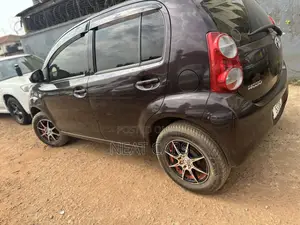 Toyota Passo 2010 Burgundy