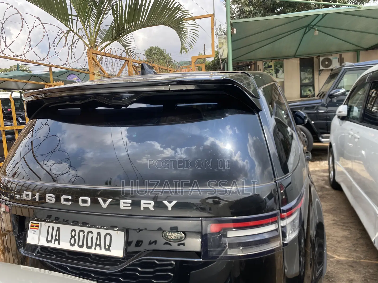 Land Rover Discovery 2023 Black