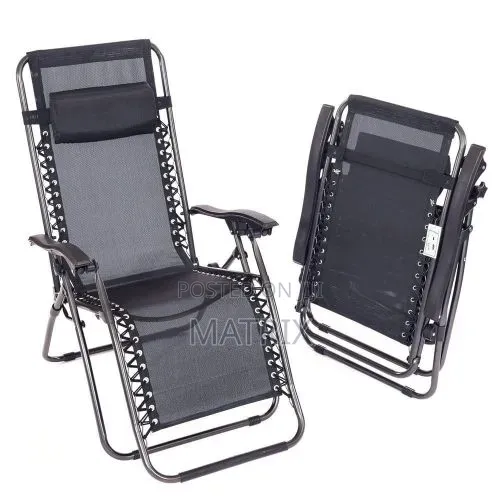 Reclining Folding Chair With Zero Gravity