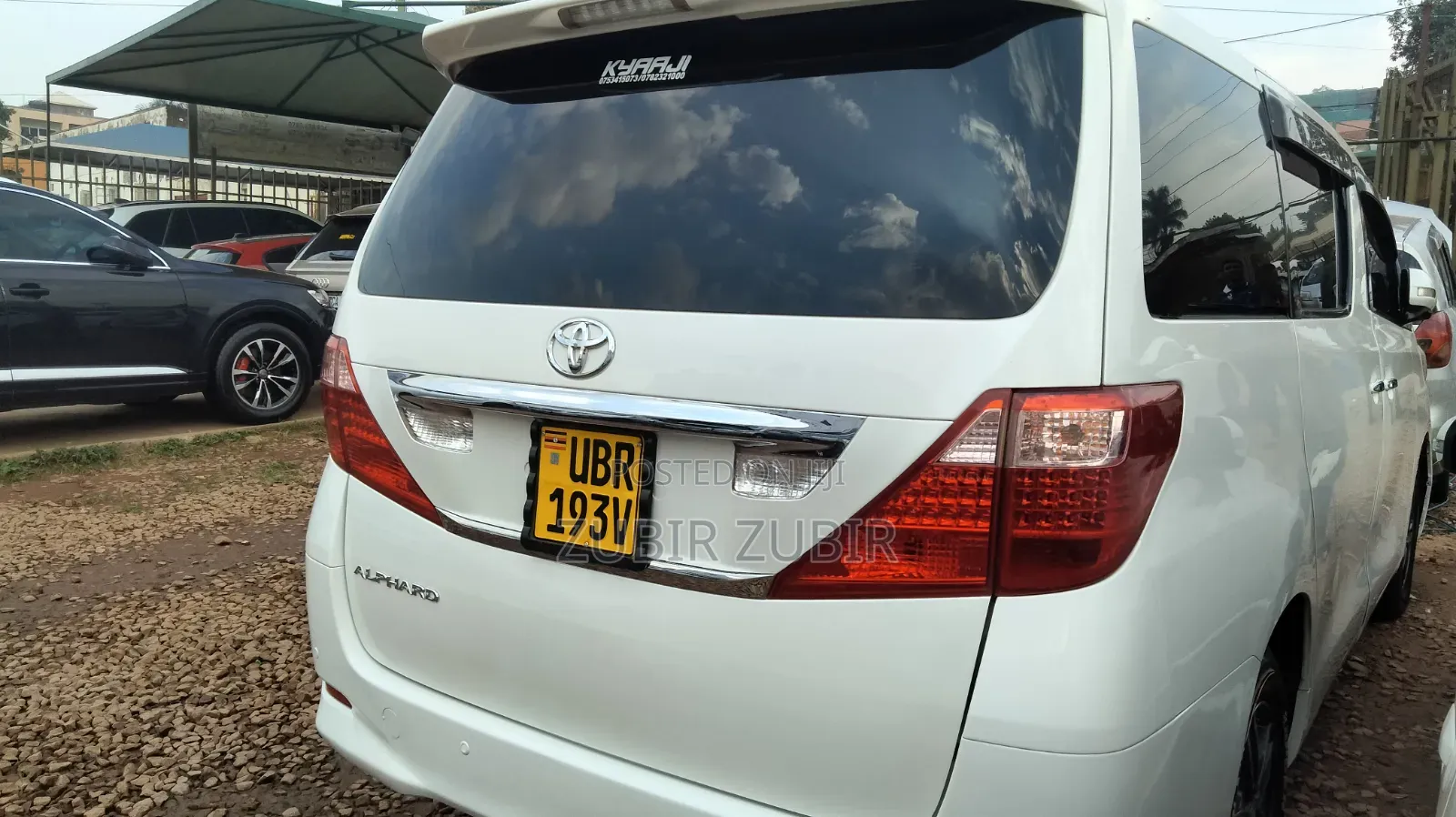 Toyota Alphard 2009 White