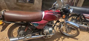 Bajaj Boxer 2018 Red