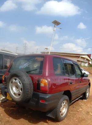 Toyota RAV4 1997 Red