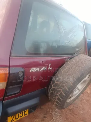 Toyota RAV4 1997 Red