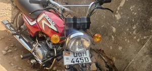 Simba UG Boss+ 100cc 2025 Red