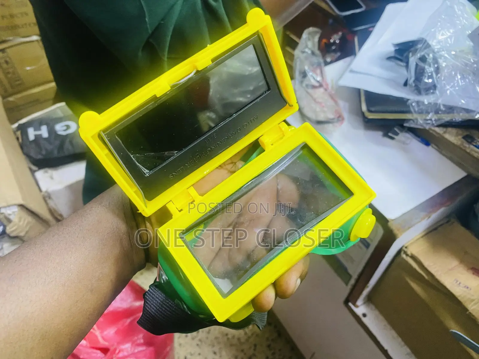 Solar Powered Welding Helmet With Automatic Dimming
