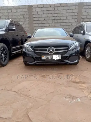 Mercedes-Benz C180 2018 Black