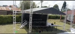 Performing Stage 10 by 5 Misters