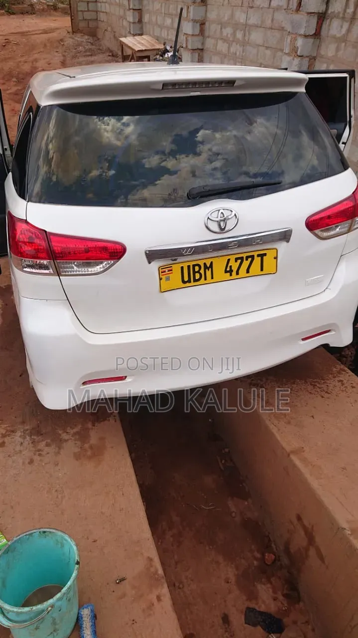 Toyota Wish 2010 White