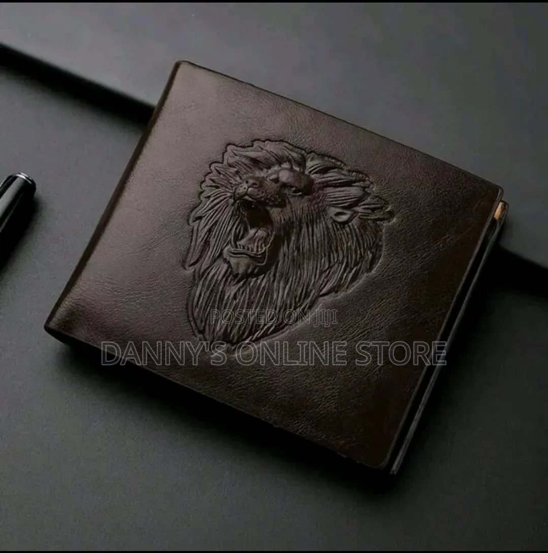 3d Embossed Lion Slim and Functional Design Three-Fold Wallet for Men