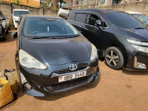 Toyota Aqua 2018 Gray
