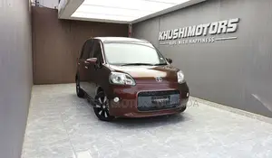 Toyota Porte 2012 Brown