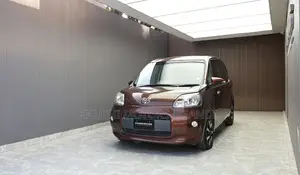 Toyota Porte 2012 Brown