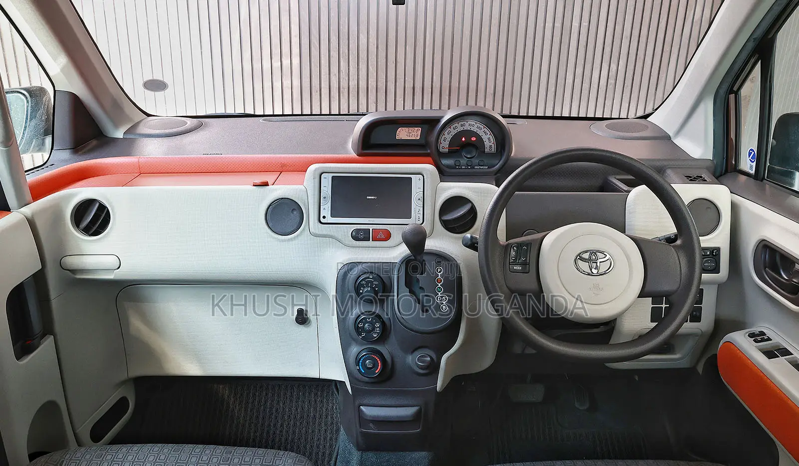 Toyota Porte 2012 Brown