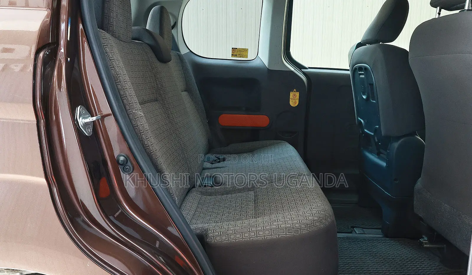 Toyota Porte 2012 Brown