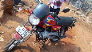 Bajaj CT 125X 2021 Red