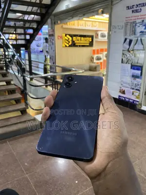 Samsung Galaxy A06 64 GB Black