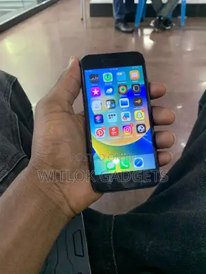 Apple iPhone 8 64 GB Black