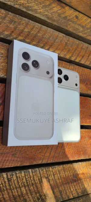 New Apple iPhone 17 Pro Max 1 TB Silver