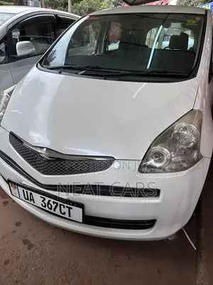 Toyota Ractis 2011 White